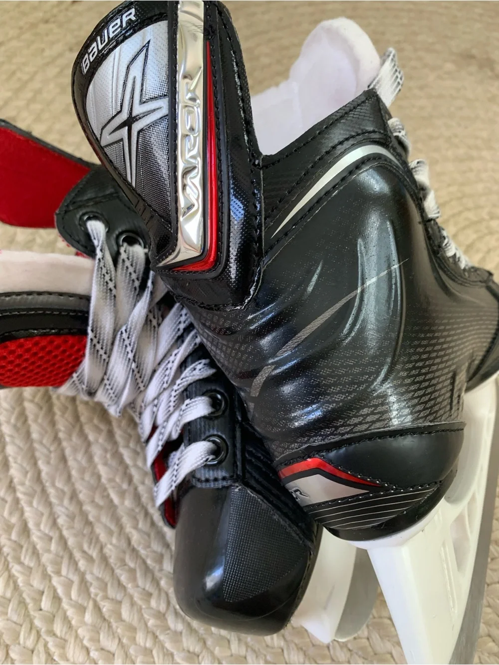 Bauer Vapor Black and Red Youth Ice Skates
